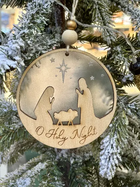 Personalised engraved ornaments